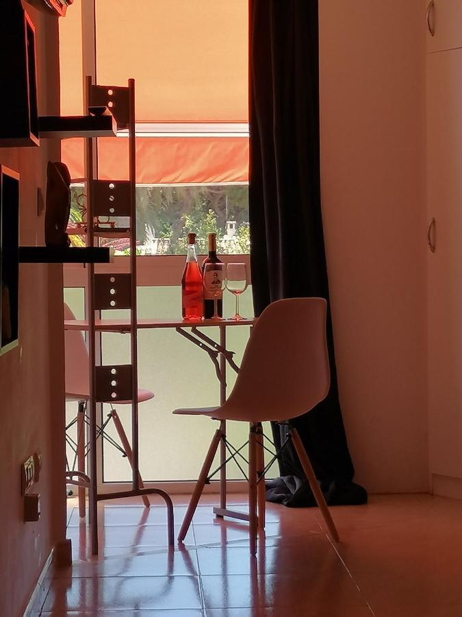 Studio Petit Amour Sitio de Calahonda Bagian luar foto